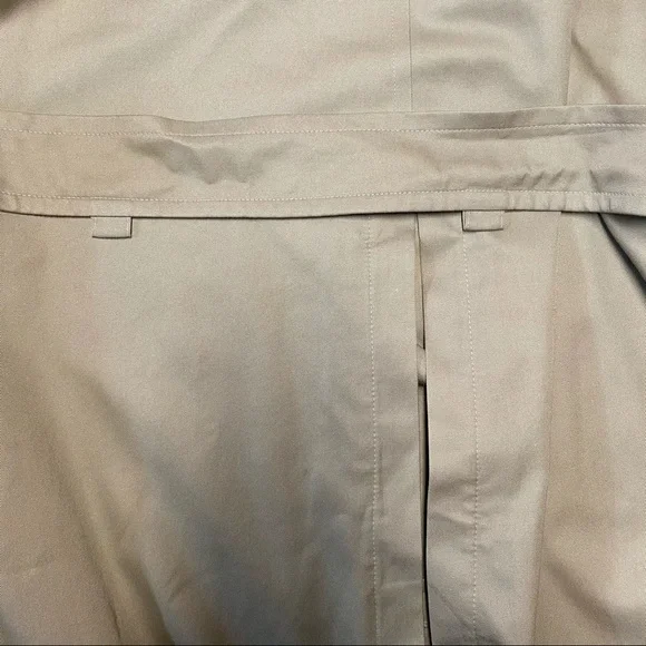 Burberry Tan Trench Coat - Picture 13 of 16